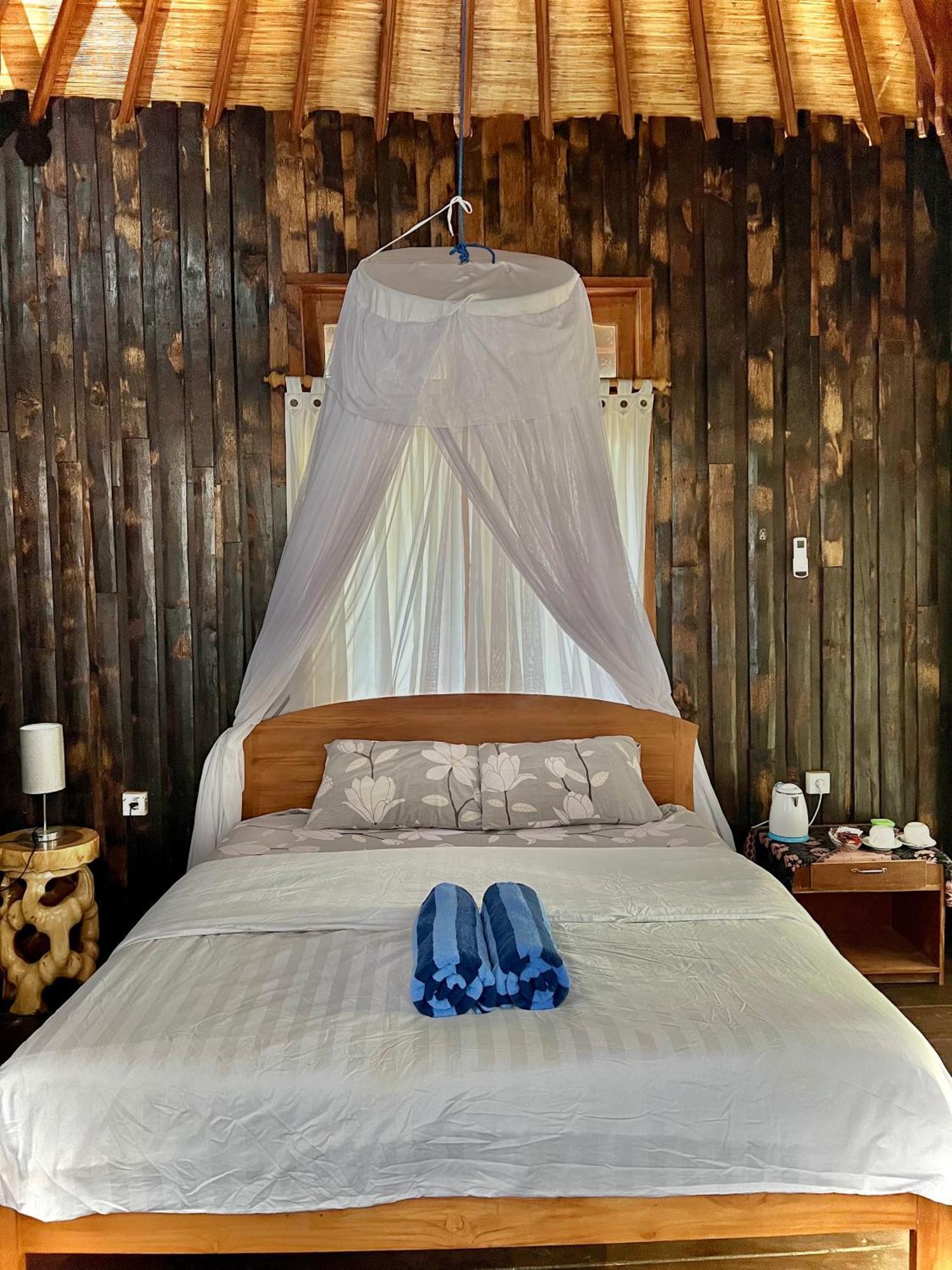Bronze Bungalows Gili Meno Kültér fotó