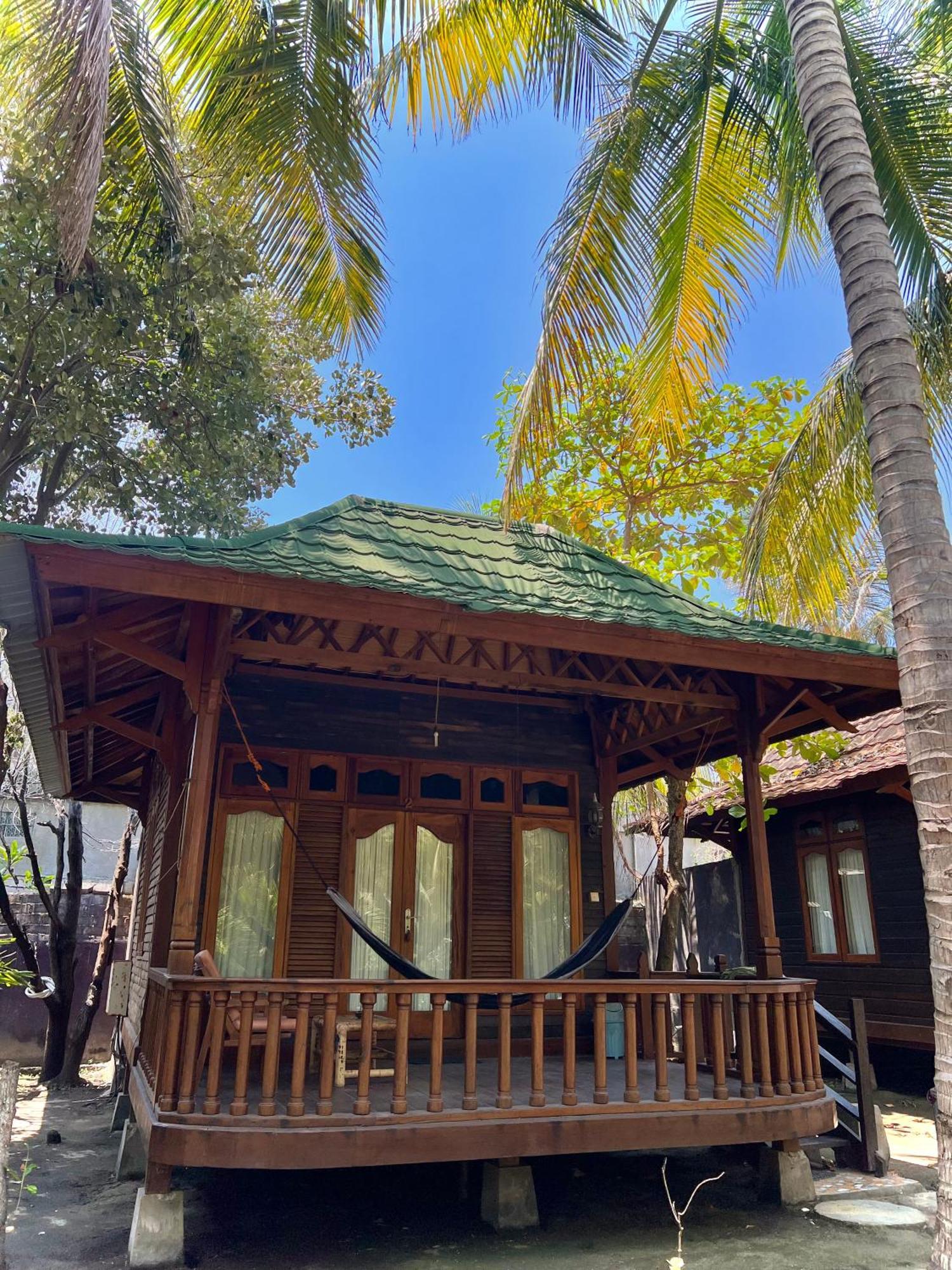 Bronze Bungalows Gili Meno Kültér fotó