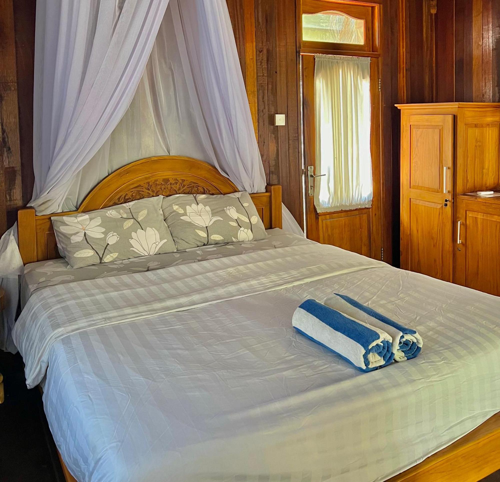Bronze Bungalows Gili Meno Kültér fotó