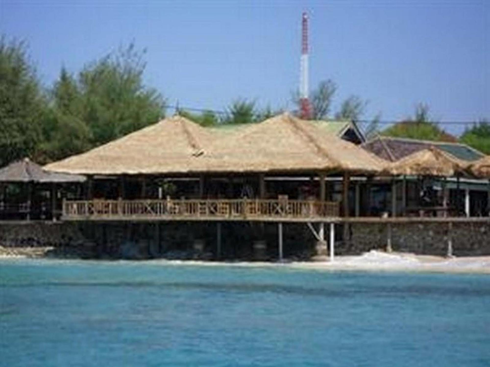 Bronze Bungalows Gili Meno Kültér fotó